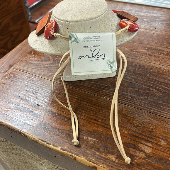 Tagua Red Bead and Diamond Wood Necklace - Picture 3 of 4